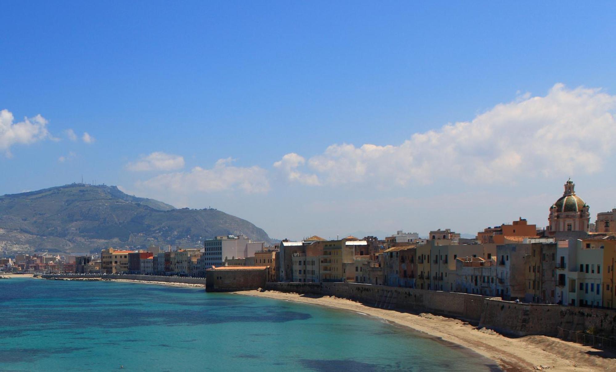 Palazzo Ossuna Trapani Buitenkant foto