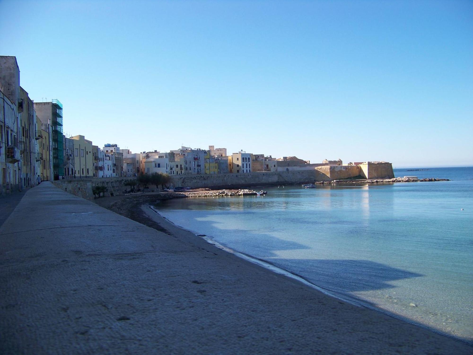 Palazzo Ossuna Trapani Buitenkant foto